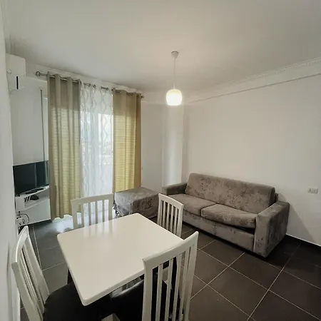 Appartamento Lovely Gjiri Lalzit Durrës